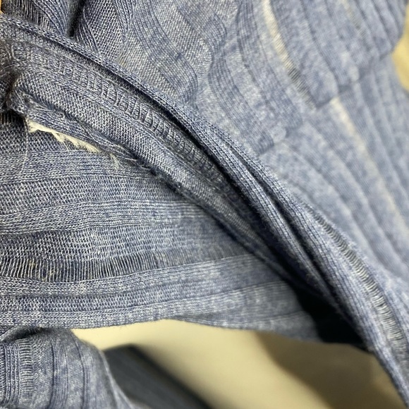 Free People Astoria Side Spilt Open keyhole Back Top Tunic Size S - Picture 8 of 10